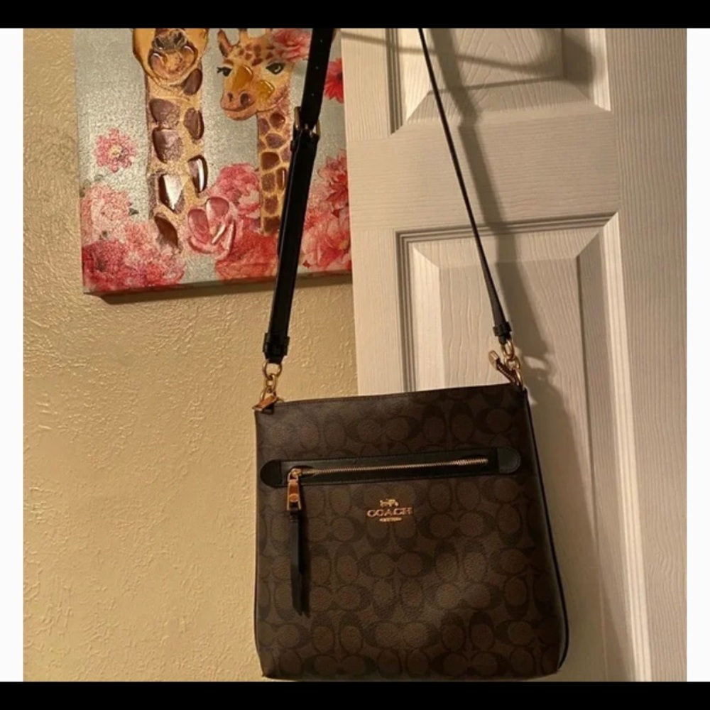 Coach Crossbody purse 👜